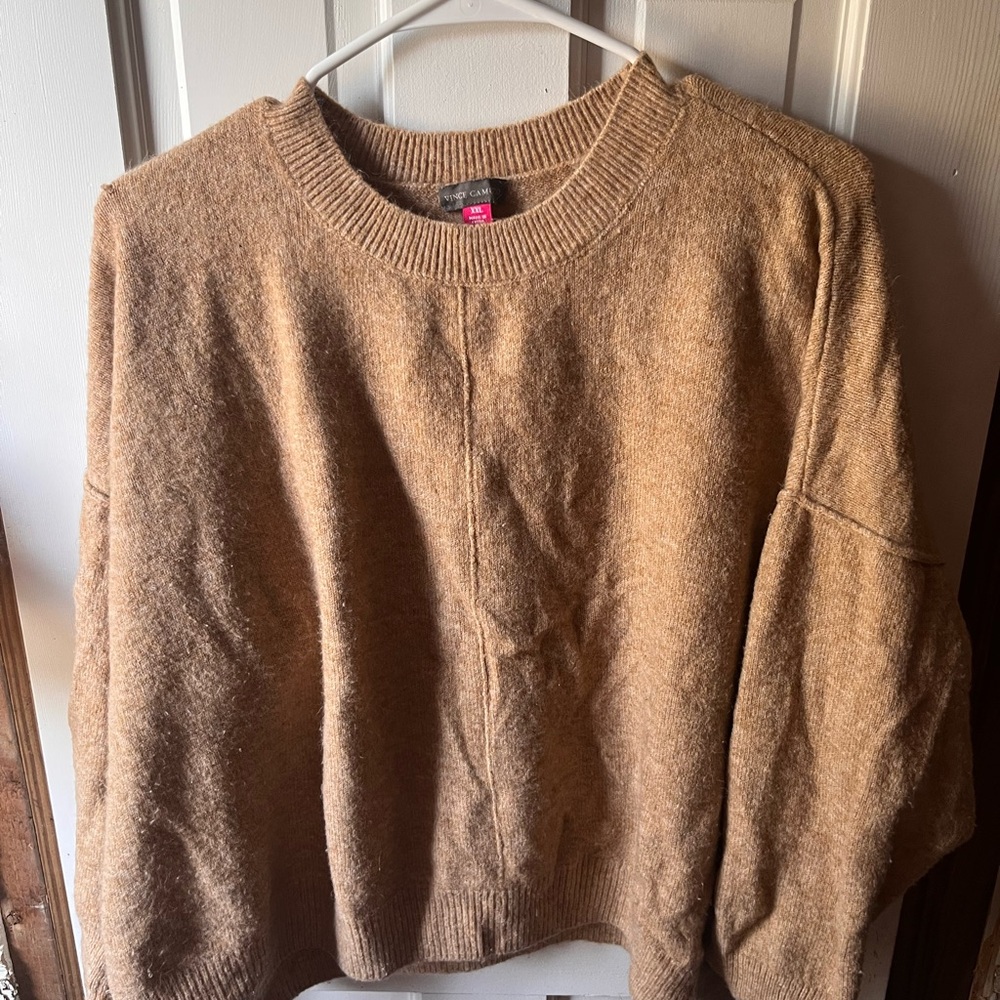 Vince Camuto tan sweater